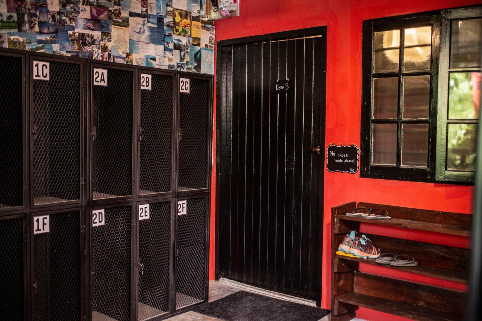 House Of Lion Hostel Pantai Cenang Kültér fotó